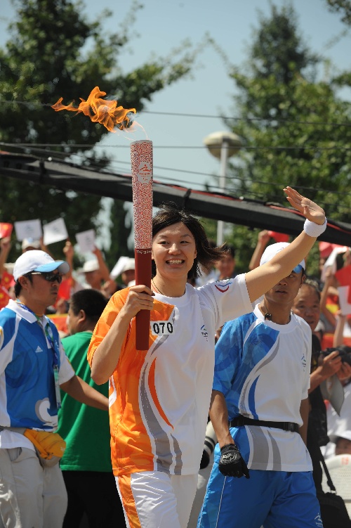 2008年北京残奥会火炬图片