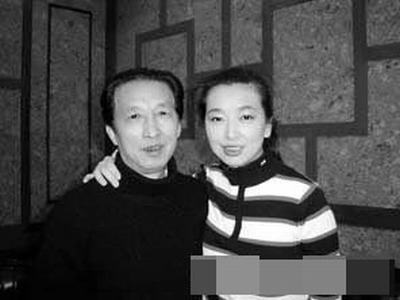 江怀延老婆图片