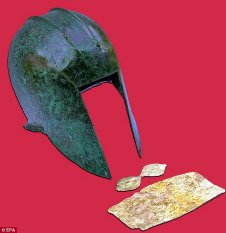 古希腊头盔马其顿图片