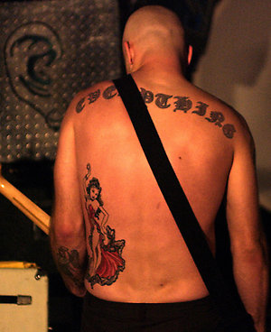 ǰQueens Of The Stone Age ˾ Nick Oliveri