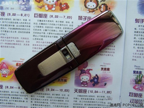 简约高雅！诺基亚翻盖机6600F售2260