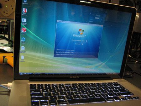 MacBook ProWindows 7