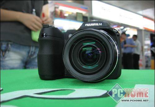 鿴ͼƬ ʿ FinePix S2000HD - ԲӰ ڳֵƼ