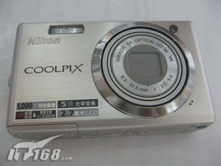 ῵ coolpix S560