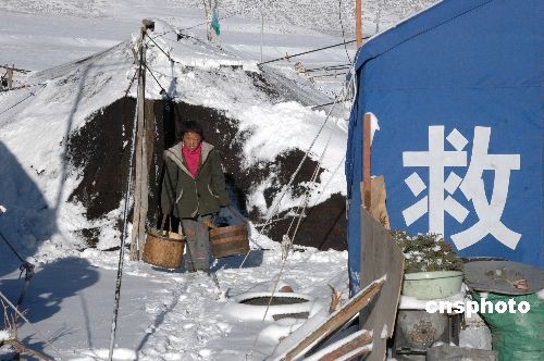 雪后探访当雄地震灾区中心地带