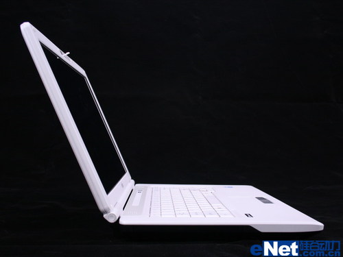 ʿͨLifeBook A1110ʼǱ