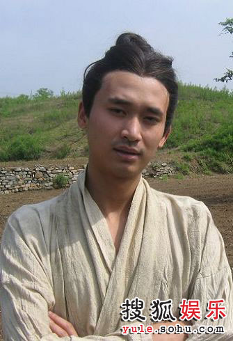 何丰《赤壁》中初露锋芒 与张丰毅演对手戏