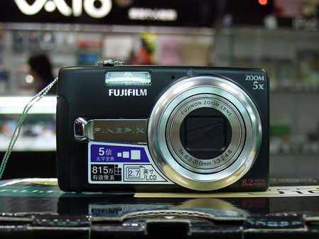 5倍变焦相机仅800元 富士J50降至新低价 