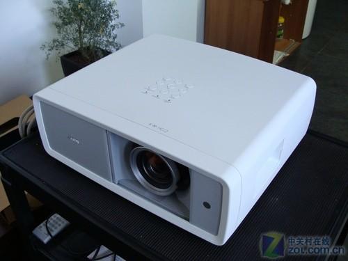 电视风头不再1080P高清家用投影机推荐