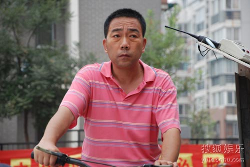 在第五部里,杨光看准了奥运会在天津的分赛场和滨海新区大开发的热潮