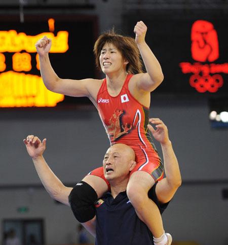 百场不败终结 吉田沙保里再战女摔世界杯誓雪耻