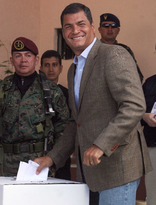 组图:厄瓜多尔举行大选
