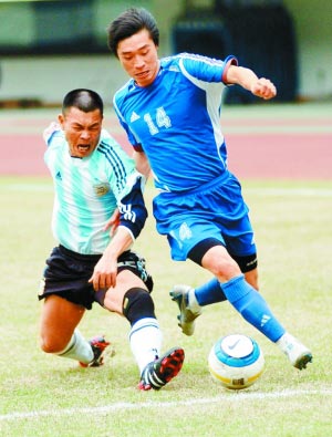 深圳各企业足球队的较量具有较高水准。
