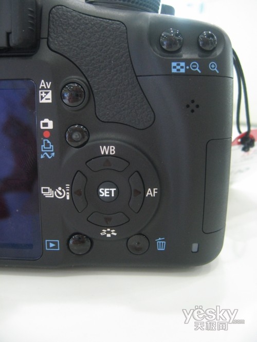 ǰ EOS 500DϾǻ