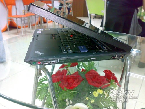 ThinkPad SL300