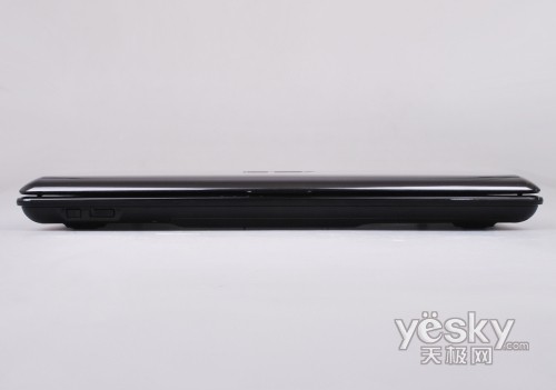 坐享高清视听盛宴 16英寸华硕M60v震撼评测