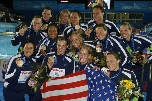 美国队摘得女子水球金牌