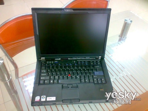 ThinkPad T400 2765CQ8ʼǱ