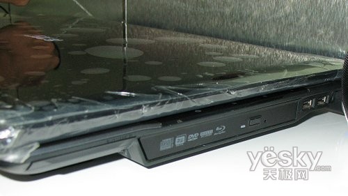 2万元奢华极限 Acer蓝光旗舰Aspire8930G