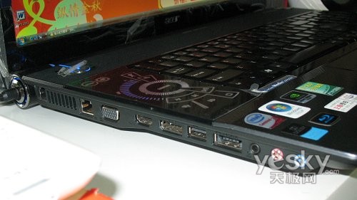 2万元奢华极限 Acer蓝光旗舰Aspire8930G