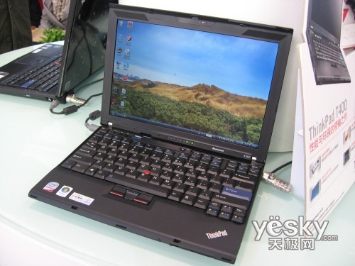 С ThinkPad X200