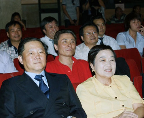 与旅意华侨华人共同庆祝中华人民共和国建国60周年