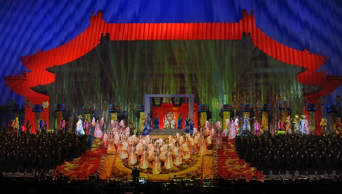 10月6日,由张艺谋导演的歌剧《图兰朵》在北京国家体育场鸟巢