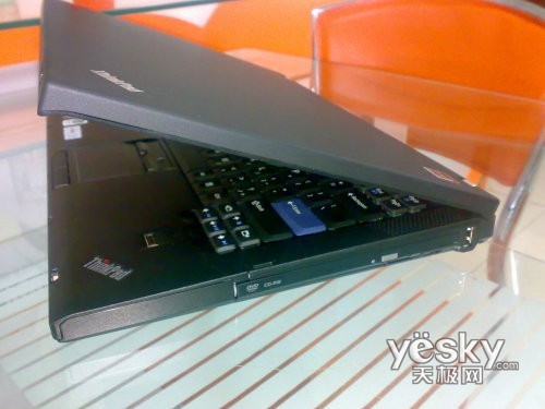 ThinkPad T400 2765CQ8ʼǱ