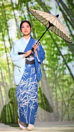 石原里美宣传日本之美 华丽和服吸引人眼球