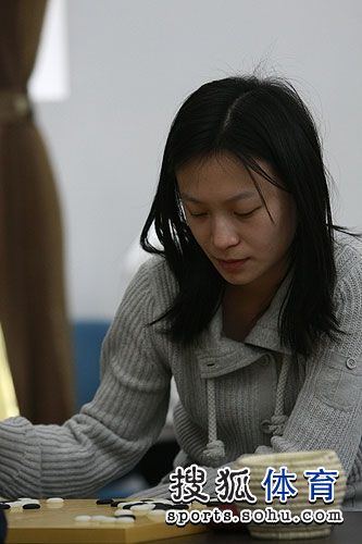 组图:智运会围棋赛女子组 唐奕李赫宋容慧参赛