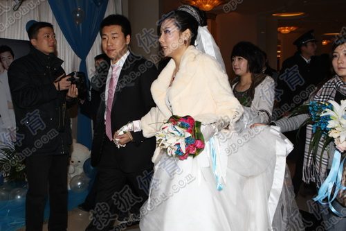 吴川庞大集团儿子婚礼图片