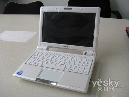 EeePC 900