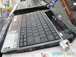 Acer 1810TZ412G32n