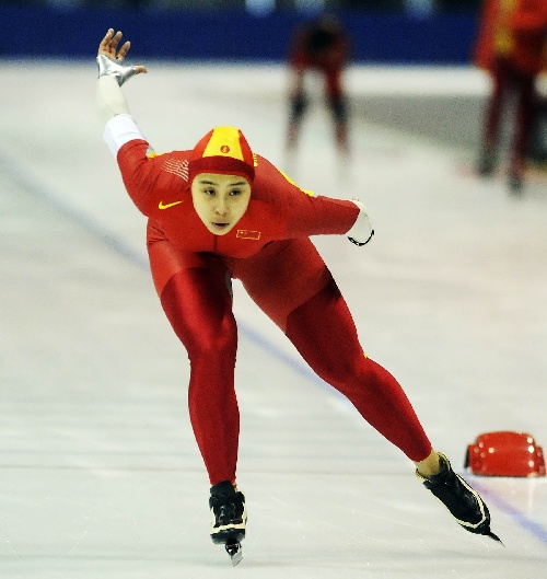 图文速滑全国青年锦标赛女子1500米冠军赵欣