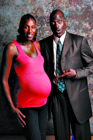 坎迪丝阿科拉怀孕了图片
