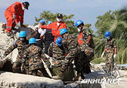 中国国际救援队海地地震救援三夜与三业