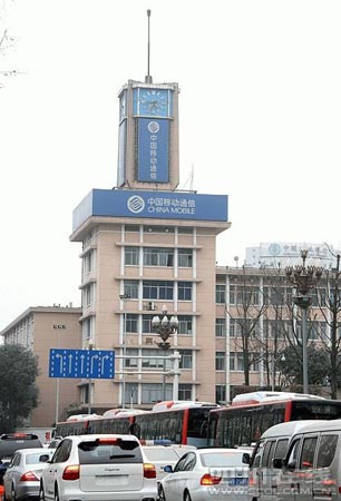 成都天府广场钟楼将被拆 原址建剧院(图)