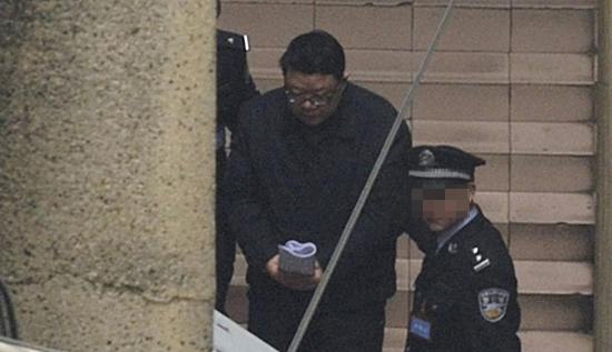 重庆开庭审理文强涉黑案 持续4到5天