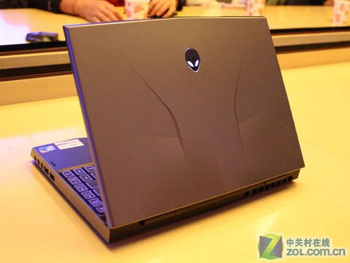 ۼ۹ йAlienware M11x 