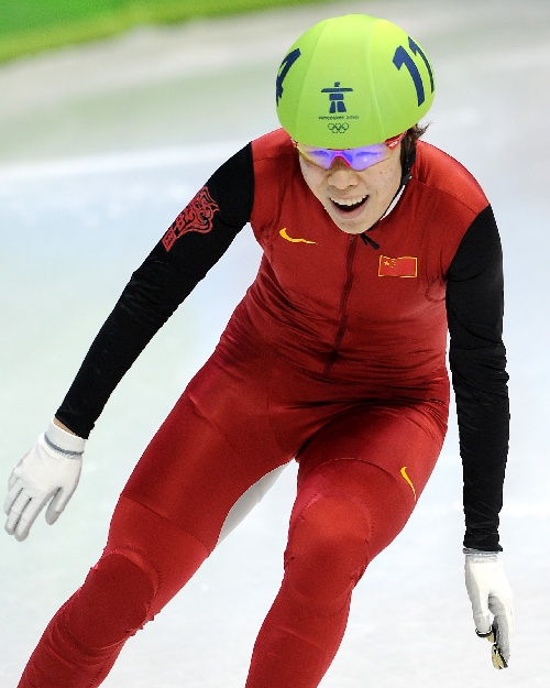 温哥华冬奥会短道速滑 短道速滑图片 周洋获短道速滑女子1500米冠军(0