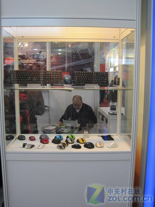 CeBIT2010:ĦƷЯȫϵƷ 