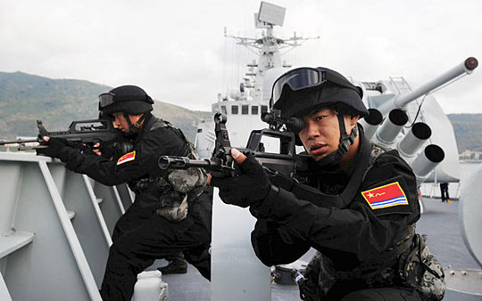 海军特战队黑色作战服图片