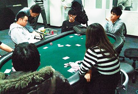 台湾多所名校大学生为练脑力挑战地下赌场(图)
