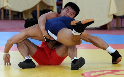 中国摔跤训练26图片