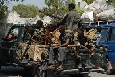索马里政府军在接到巡逻 资料图