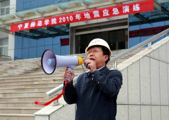 綜合 人民網銀川5月12日電 四川汶川地震兩週年和全國