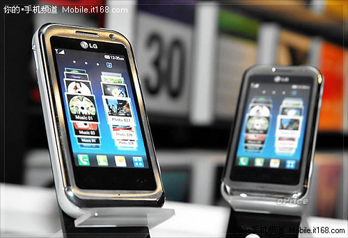 3DأLG KM900