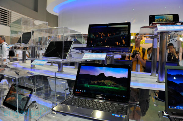 microsoft-booth-computex-2010-tablets3773