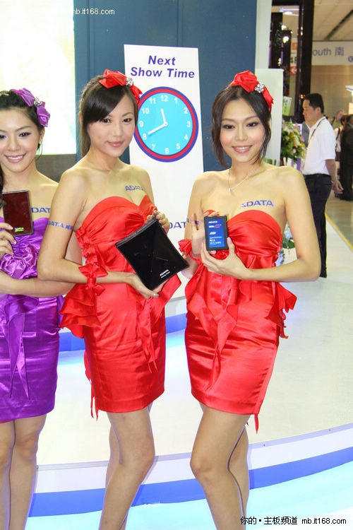 computex2010չ̨showgirl