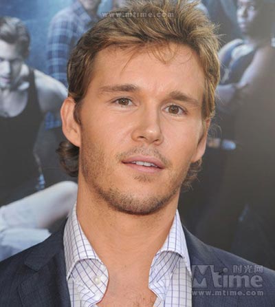  Ryan Kwanten